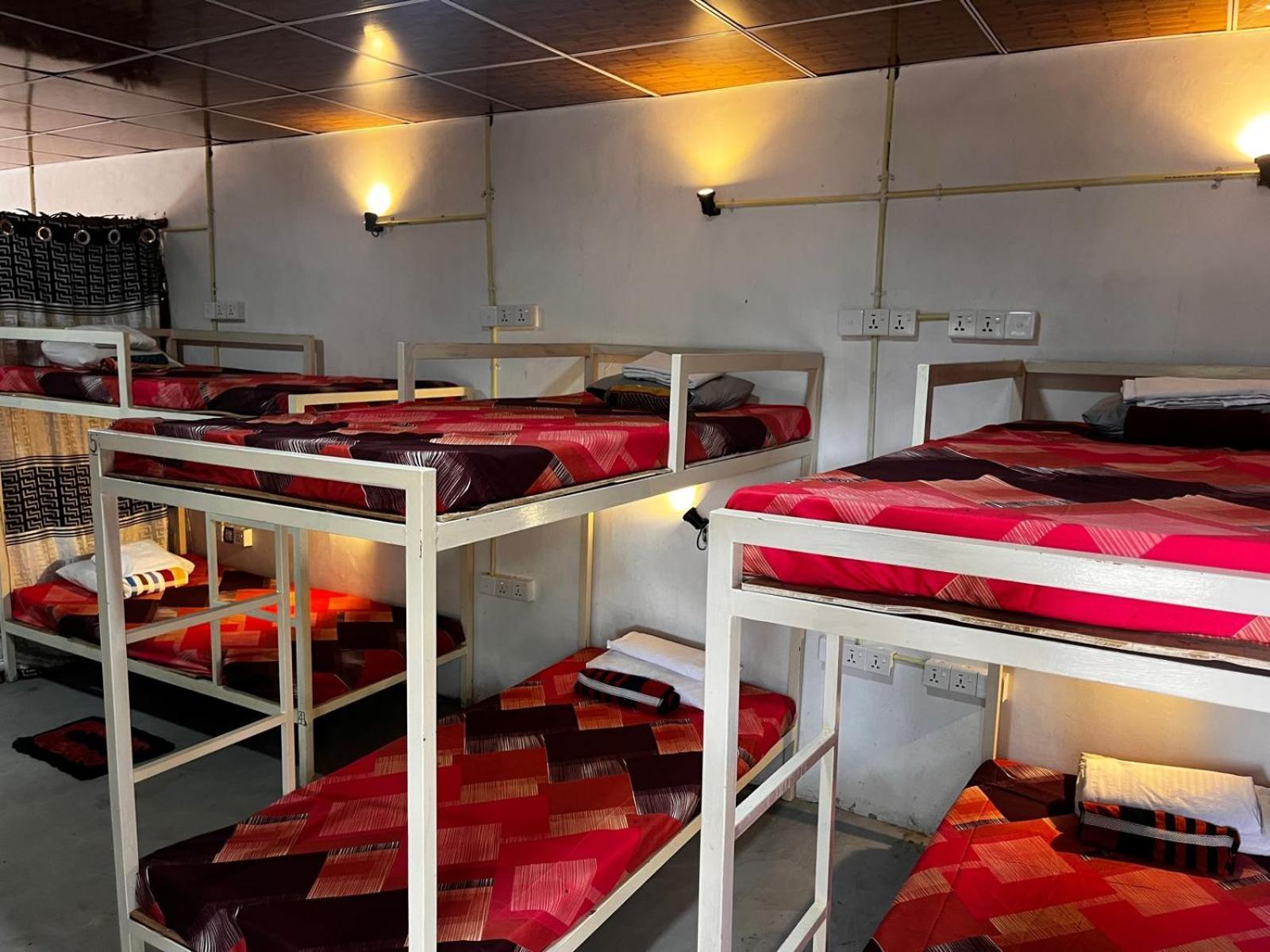 Surfing Lion Hostel Arugam Bay Εξωτερικό φωτογραφία